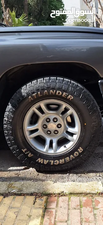 Dodge Dakota 2004 4WD معدلة