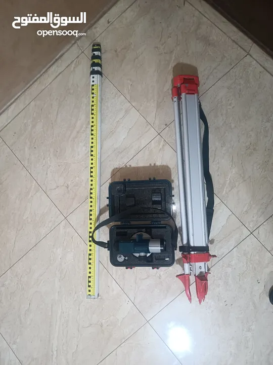 ميزان قامه بوش مع حامل ثلاثى مع مسطره 5 متر صيني BOSCH GOL 32D + BT160 + GR500  ...... .............