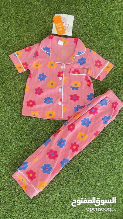 ملابس اطفال