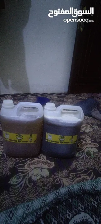 روواد اليمن لأجود انواع العسل اليمني الأصيل ثقه امانه احذروا المغشوش