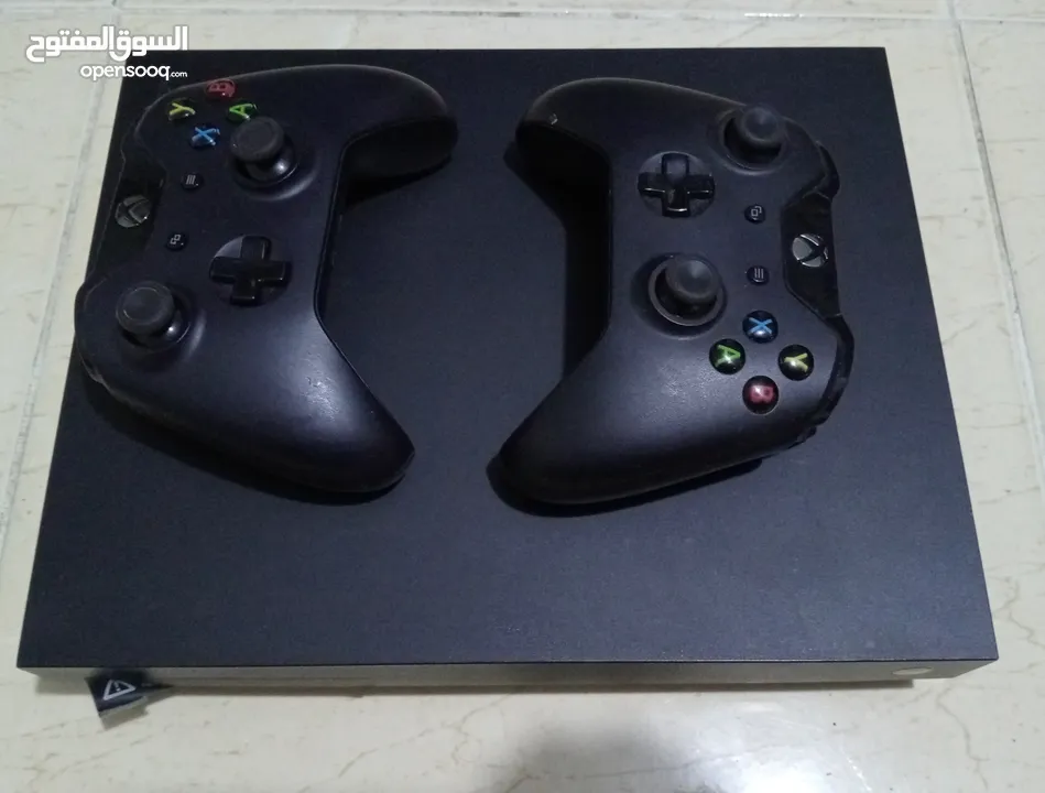 XBOX ONE X مساحه الف جيجا كالجديد