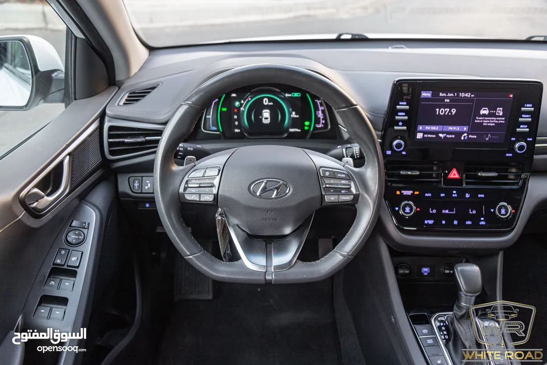 Hyundai Ioniq Hybrid 2021  السيارة وارد كوريا و بحالة ممتازة جدا و قطعت مسافة 135,000 كيلو متر