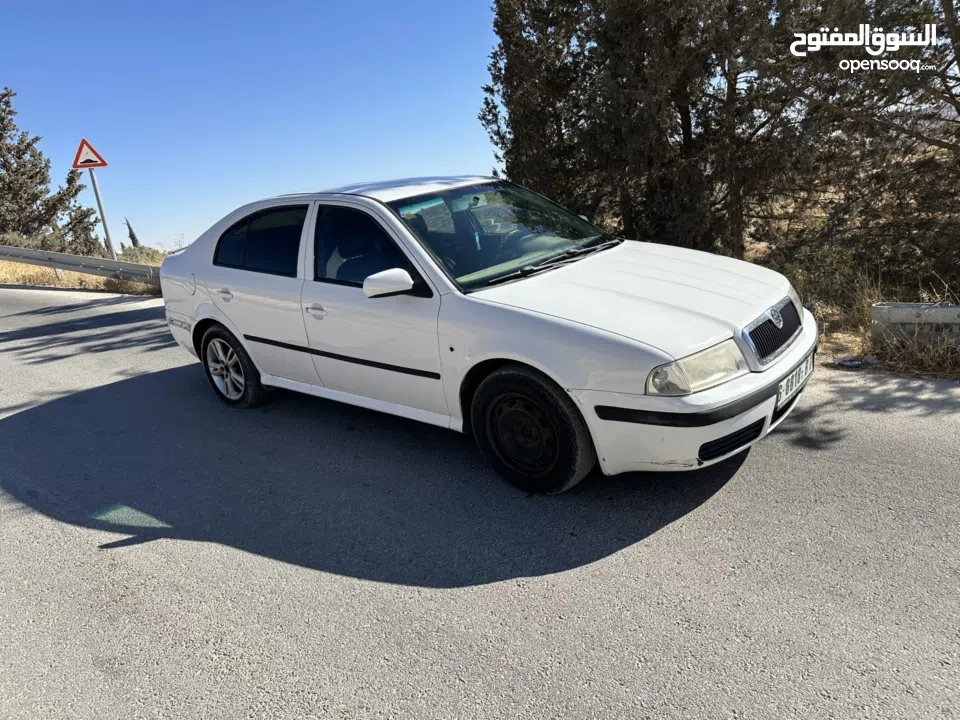 سكودا 2004 للبيع