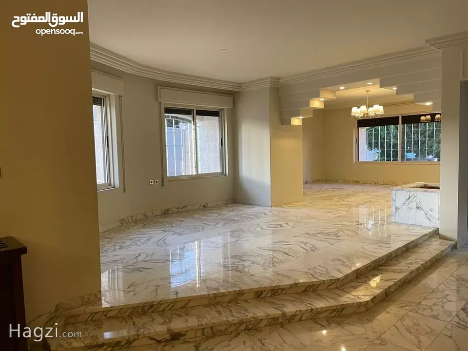 شقة غير مفروشة للإيجار 400م2 ( Property 17317 ) سنوي فقط