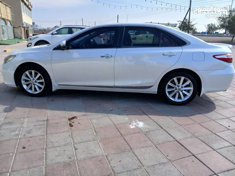 toyota camry 2017