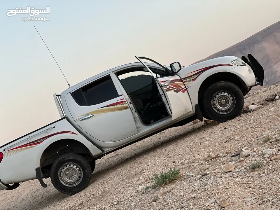 l200 موديل  2009 فحص كامل مالك ثاني من الحره ماشيه 226 الف