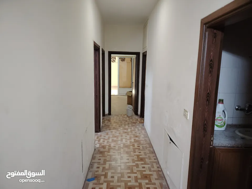 شقة أرضية للبيع ضاحية الأمير حسن