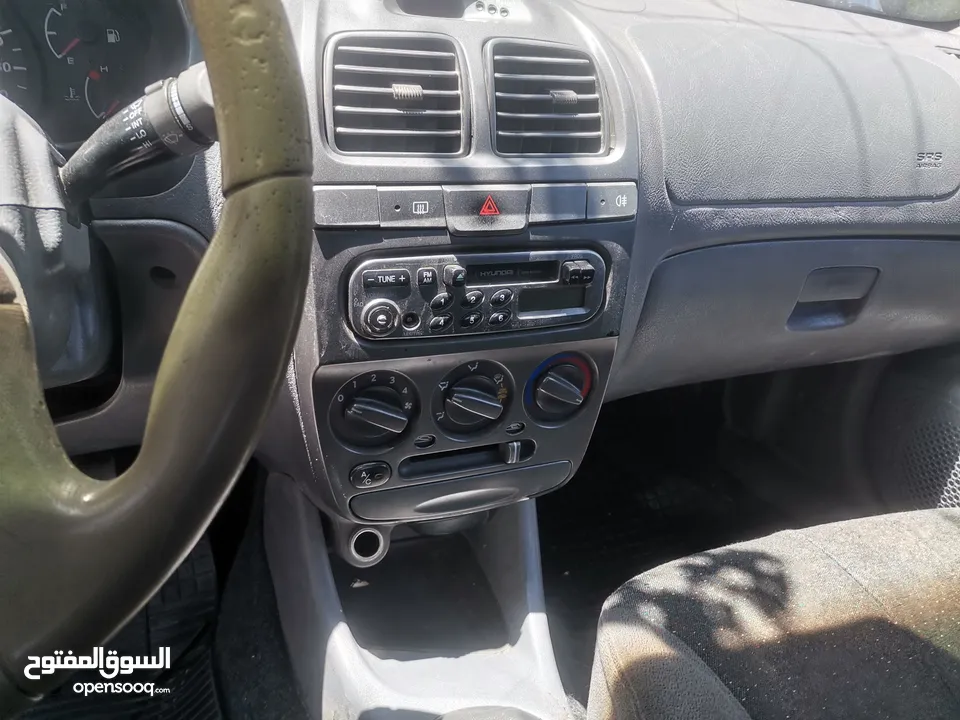 هونداي اكسنت موديل 2000 قصت الفيرانا الون ازرق قابل للتفاوض