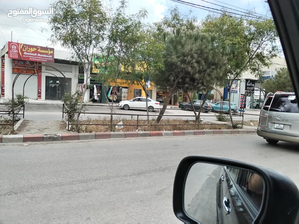محلات تجارية للبيع