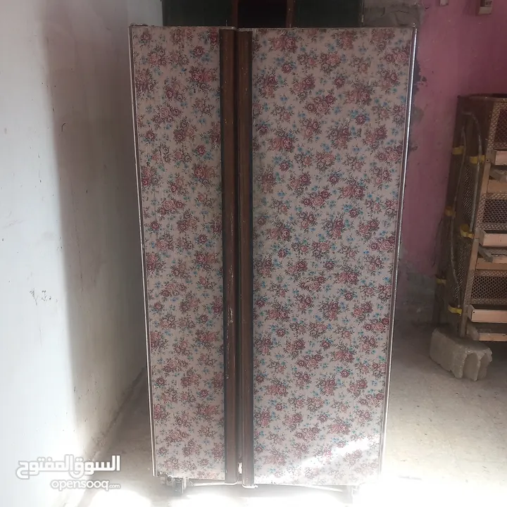 ثلاجه مكفوله من اكبر الثلاجات المنزليه