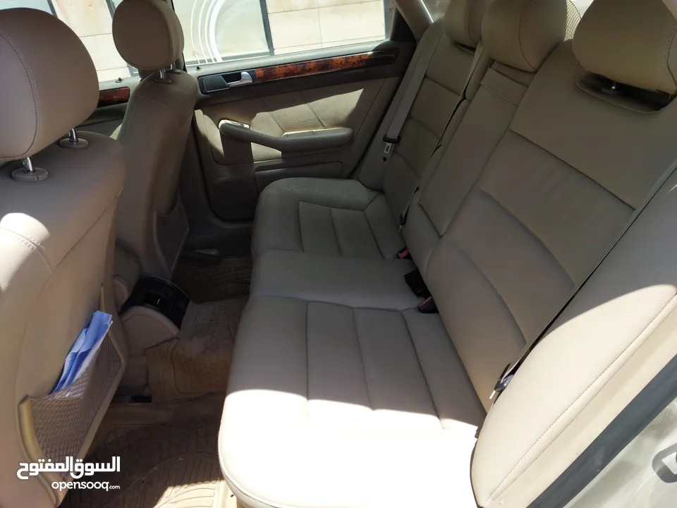 اودي A6 1.8T موديل 2004، فحص 4 جيد، بحالة ممتازة، للبيع