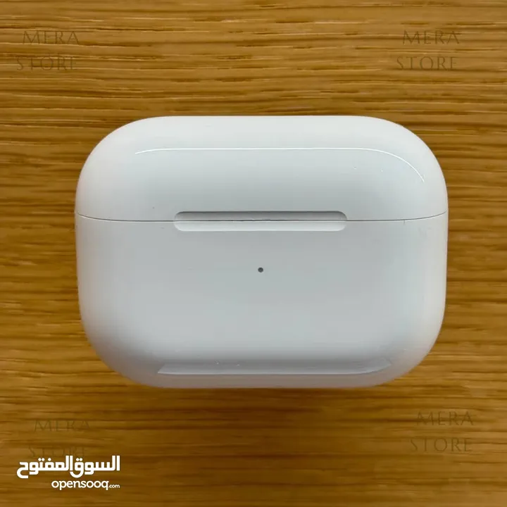 سماعة ايربودز برو 2 طبق الأصل عن الاصليه مواصفات رائعه جودة عالية وارد امريكي اصلي 100%