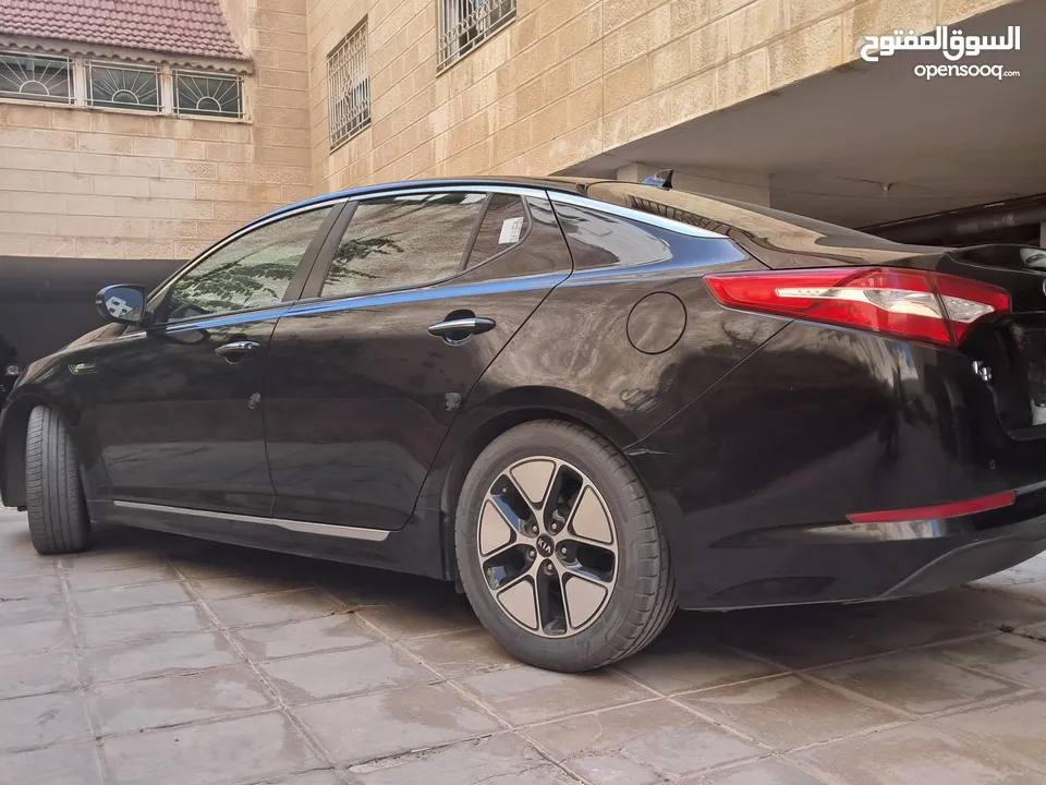 كيا مميز هايبرد وارد كوريا بحال الوكاله دهان الوكاله خاليه من الحوادث Kia K5 Hybrid 2014