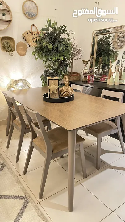 Dining table 4 chairs size 180*90*75