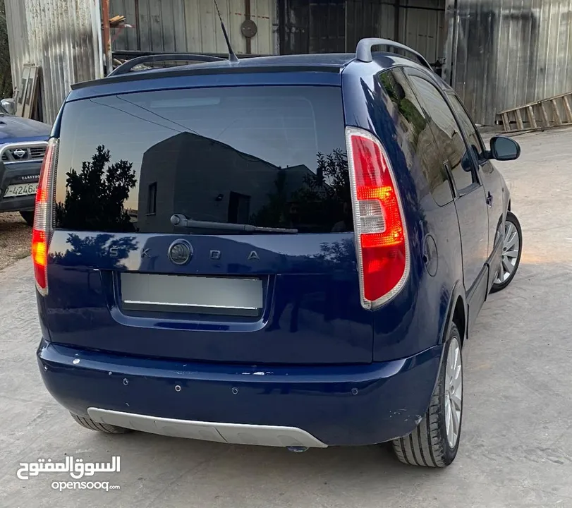 سكودا رومستر 2011