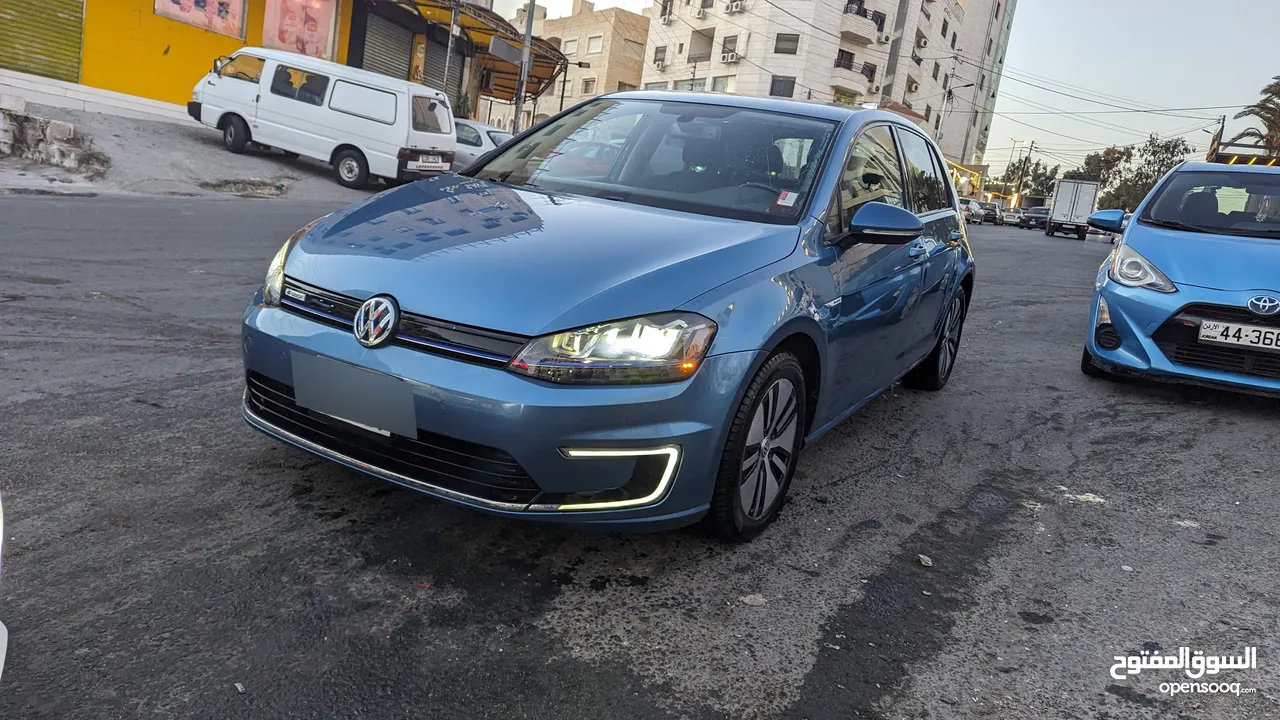 فولكسفاجن اي-جولف موديل 2015 بريميوم اعلى صنف 7 جيد
