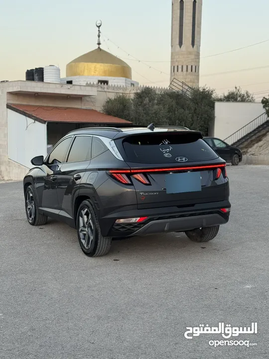 توسان هايبرد