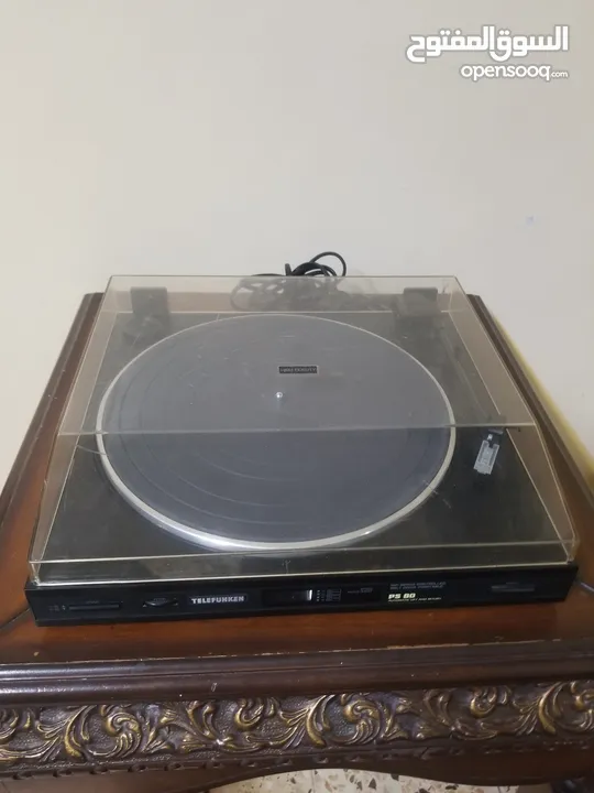 Gramaphone and vinyl Records  Box