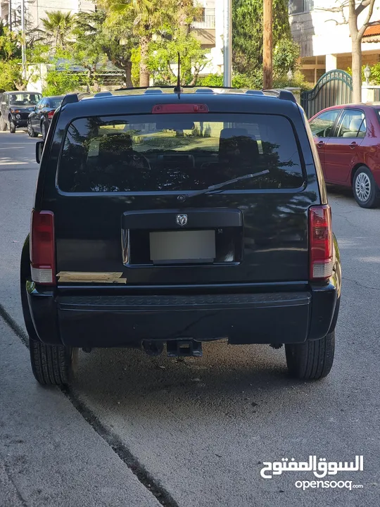 2007 Dodge Nitro SLT فحص كامل أعلى صنف بحالة الوكالة