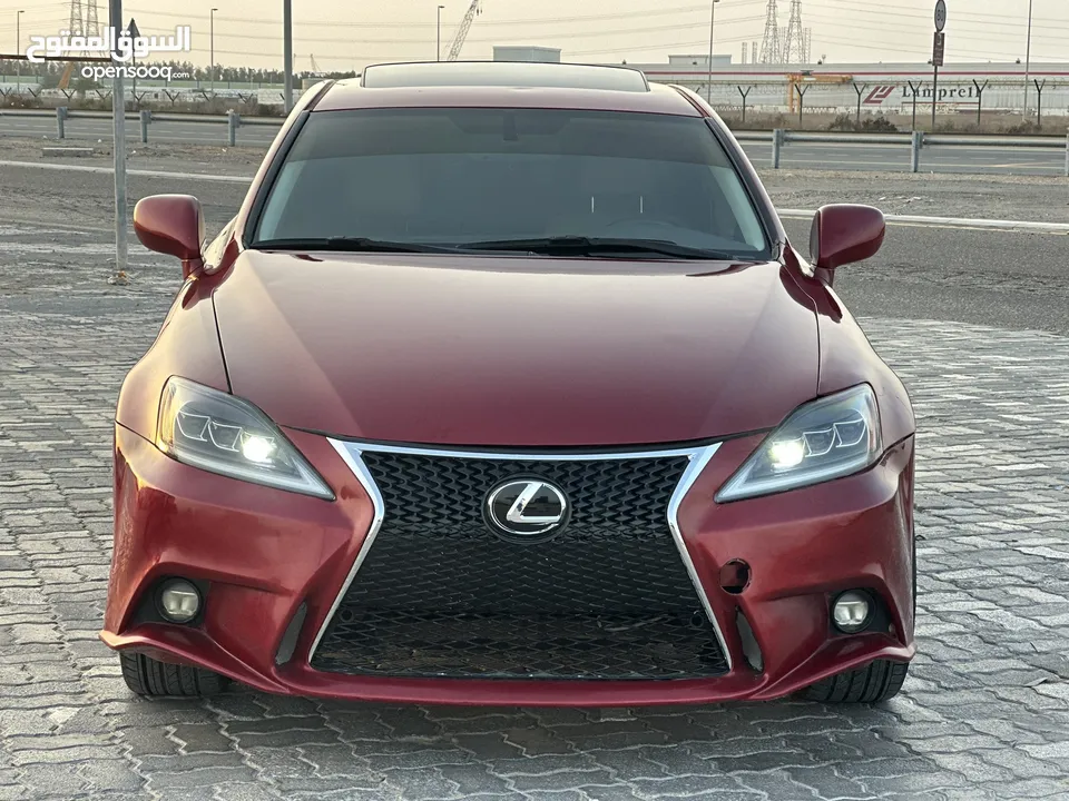 Lexus is 250 2007