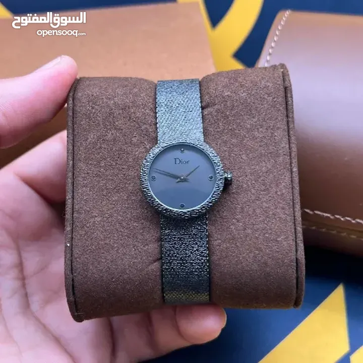 ساعات ديور نسائية