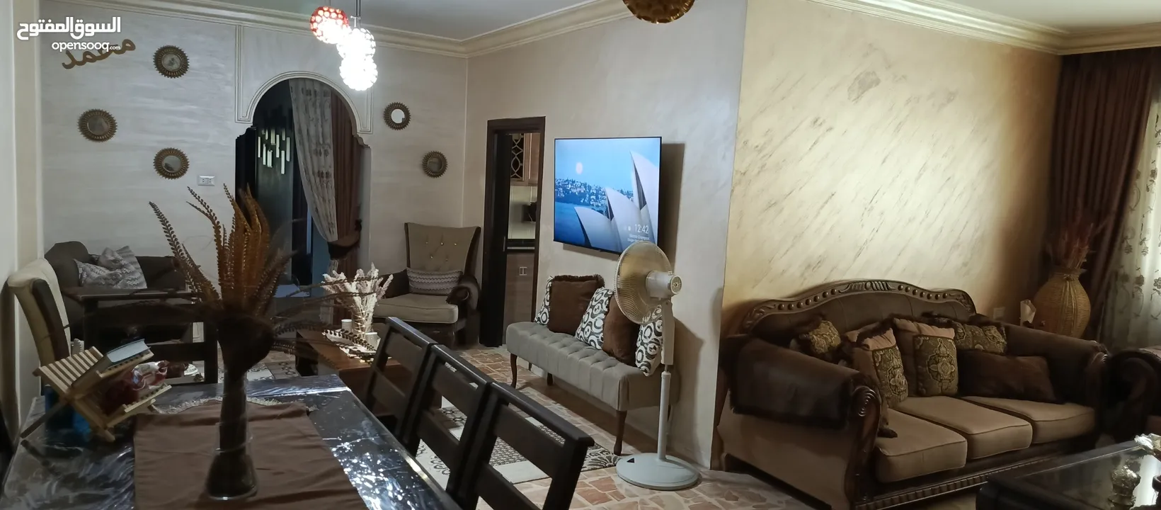 شقه لقطه بسعر مغري في ضاحية الأمير حسن طابق أول 3 غرف نوم ومعيشة وصالون ومطبخ جديد وبلكونه