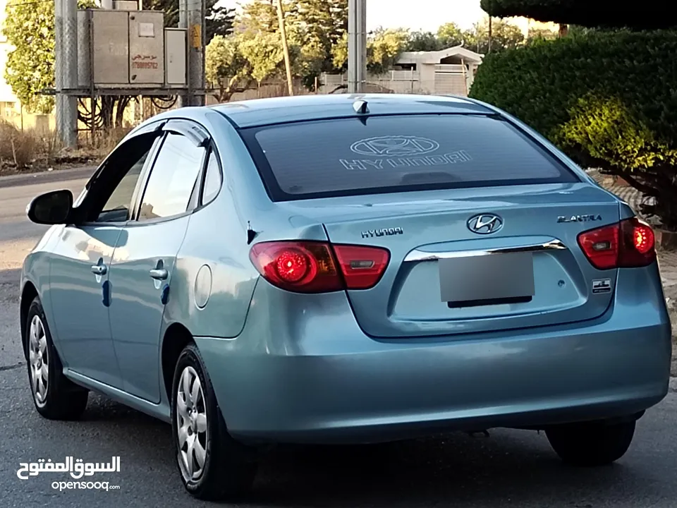 هونداي النترا HD اوتوماتيك 2011 توب نظافة بسعرررر مميززز محرك 1600cc لون ازرق سماوي