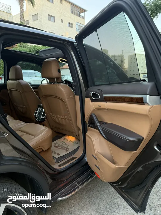 Porsche Cayenne S 2013  50,000 Km