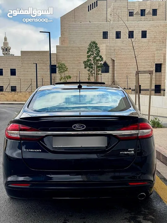 فورد فيوجن 2017  SE فل كامل مع فتحة فحص كامل 7 جيد  لم تعمل تطبيقات