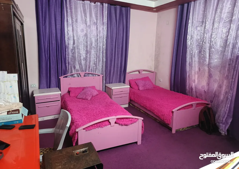 منزل مستقل للبيع السلط الصافح بجانب مسجد حفصه ومدرسة آمنه بنت وهب