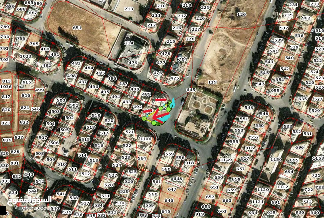 ارض للبيع في اجمل مناطق عمان على شارعين قريبة من الشارع العام جبل الزهور