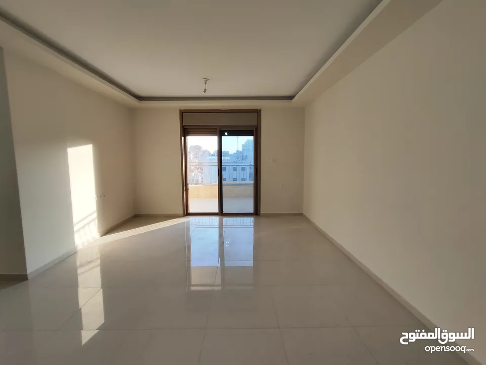 شقة سكنية غيرررر مفروشة للإيجار في الماصيون قرب فندق الميلينيوم