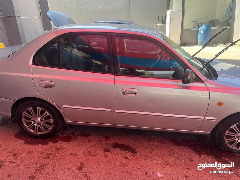 هيونداي فيرنا 2002 بسعر حرق 3800 قابل للتفاوض