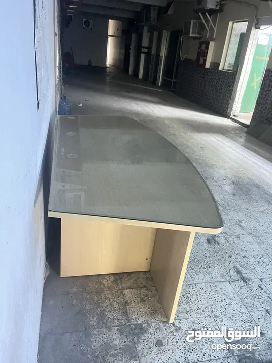 Office furniture in very good condition for sale