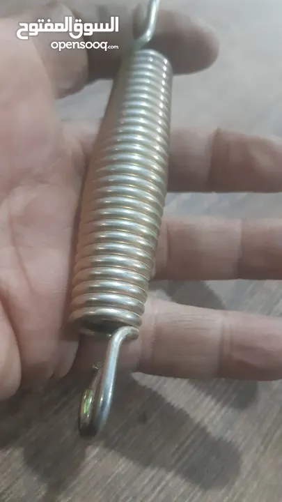 مواسير حديد ترامبولين و زنبركات زمبركات . موقعنا ماركا الجنوبية طريق الحزام