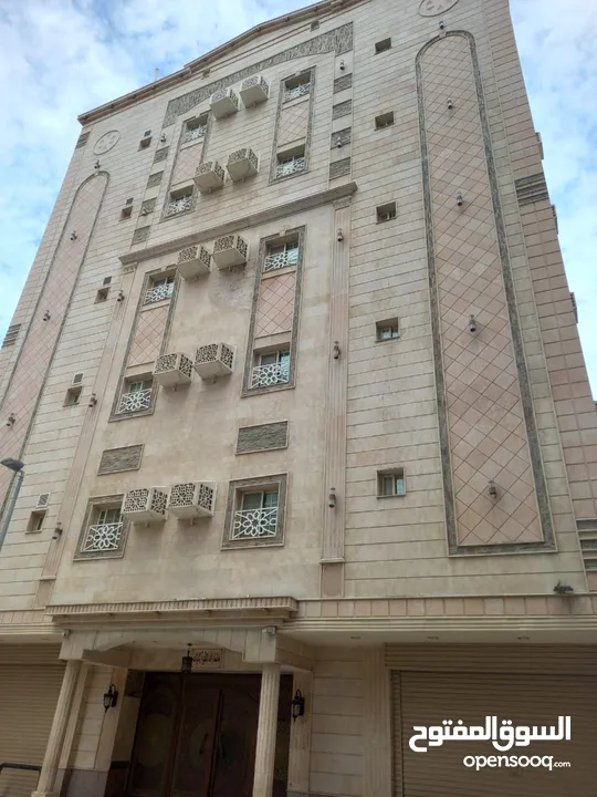 عمارة للبيع (19 شقة) - حي البغدادية الغربية