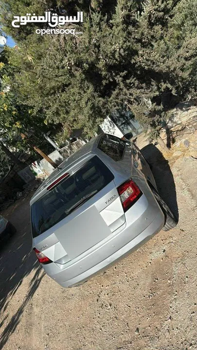 سكودا فابيا 2015