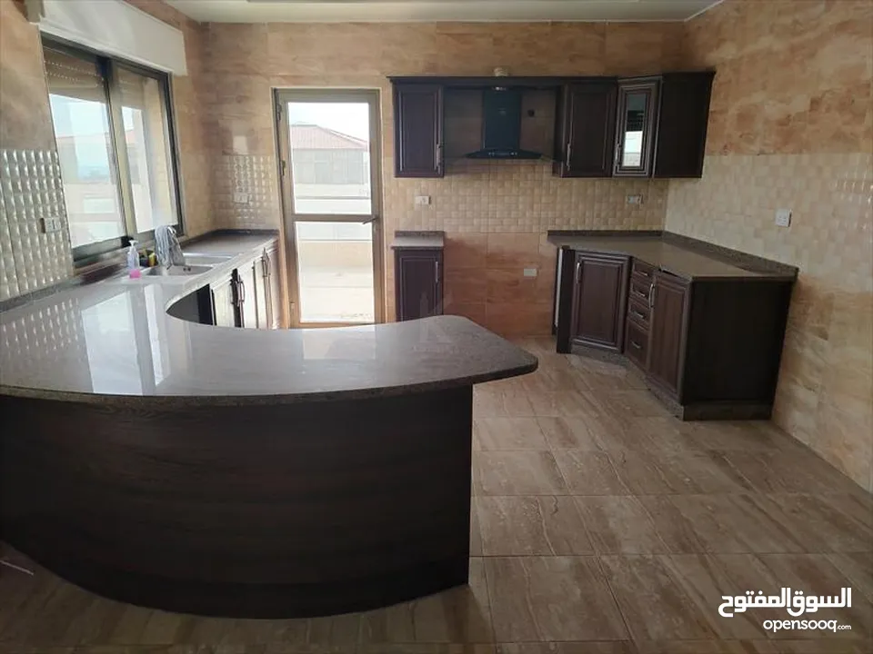 شقة مميزة للبيع في المدينة الرياضية