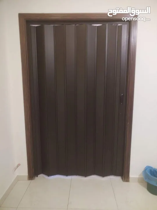 أبواب اكورديون