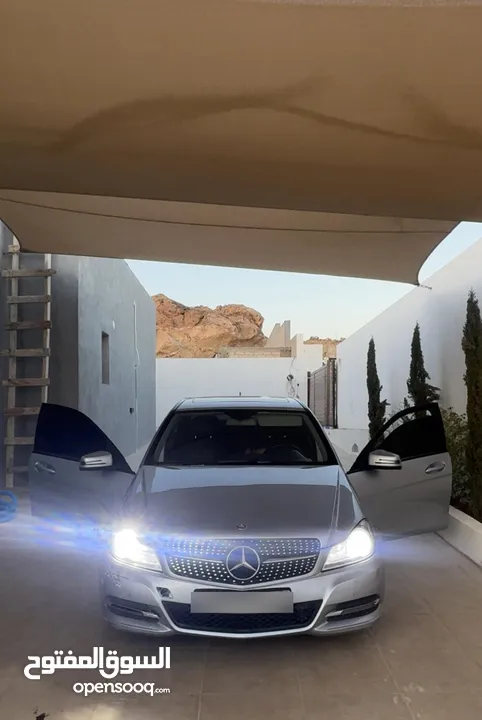Mercedes Benz c180 2013