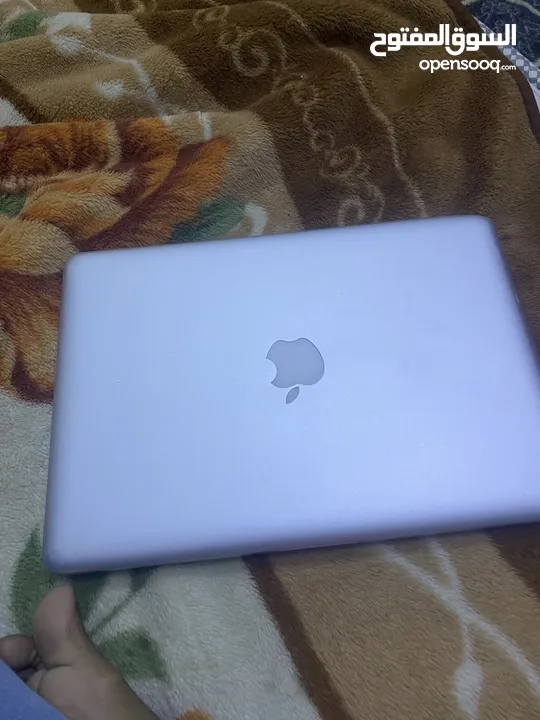 Apple Macbook Pro 13.3in(512GB SSD, Intel Core I7, 2.9GHz, 8GB RAM) Laptop - Silver