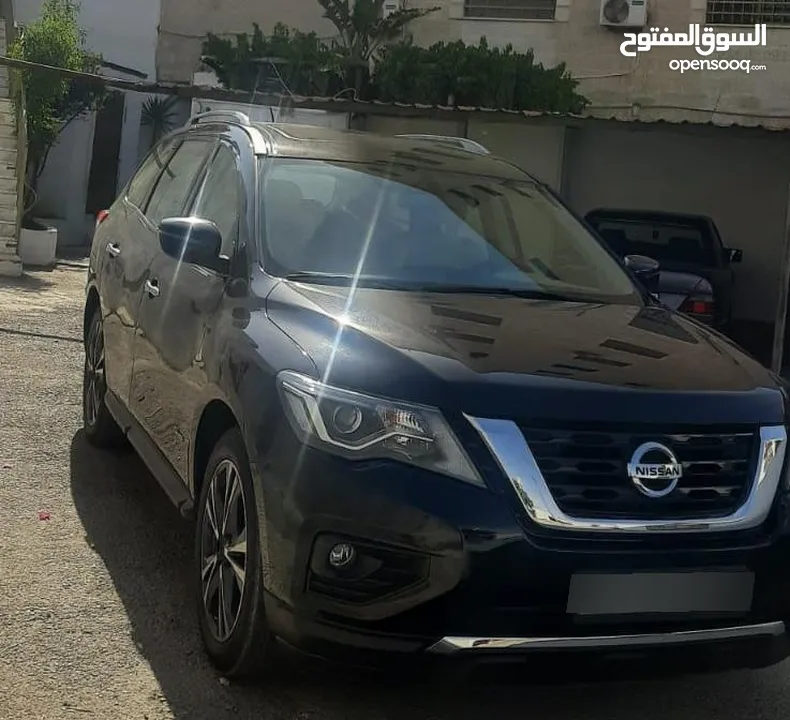 باثفاندر هايبرد 2018 شبه جديدة ممشي قليل جدا 47ألف كيلو فقط بحالة الوكالة