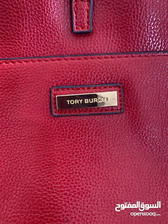 شنتة براند TORY BURCH اصلية مميزة للبيع
