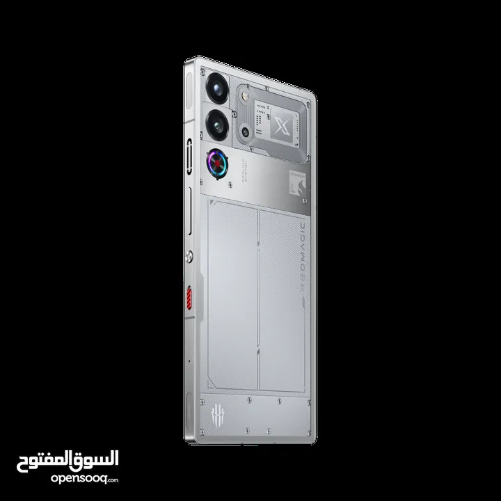 هاتف ريد ماجيك 10 برو (16-512 جيجا) فضي  RedMagic 10 Pro (16-512 GB) Moonlight 375ر.ع. السعر الأصلي