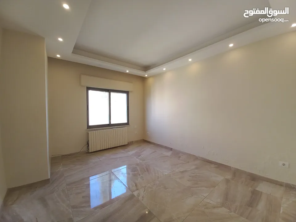 شقة غير مفروشة للإيجار 320م2 ( Property 17823 )-175089661