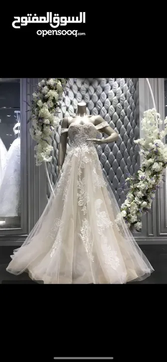 Wedding dress