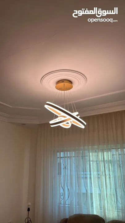 ثريات عدد 2 شبه جديد استعمال قليل