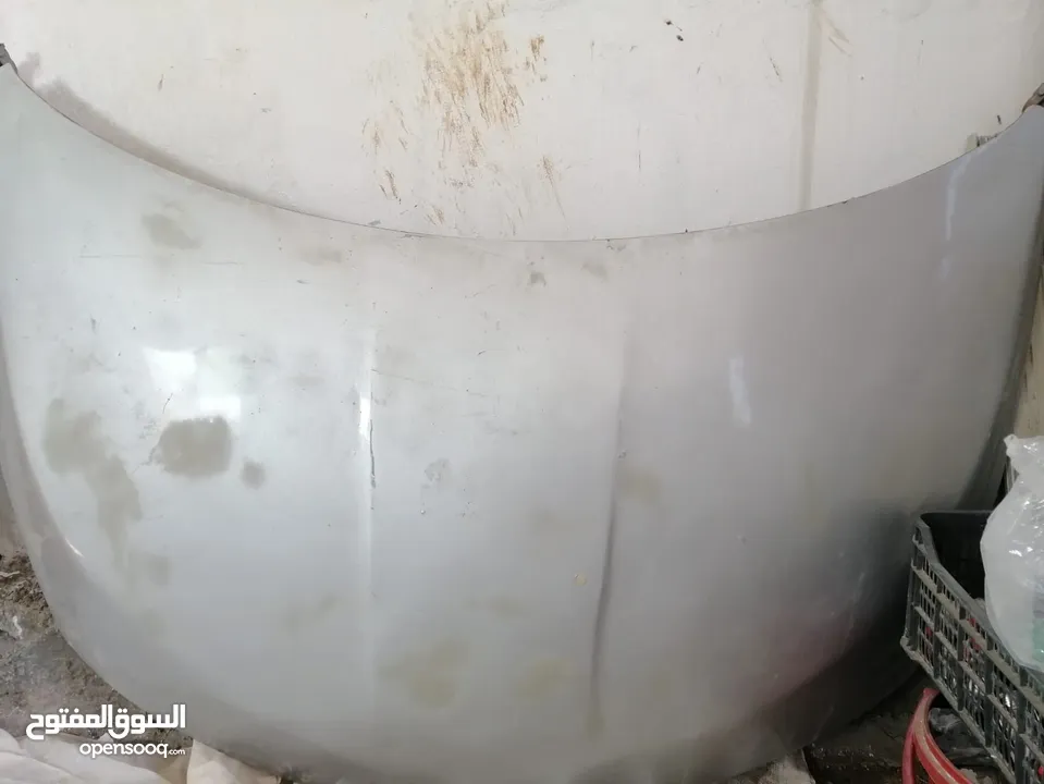 قطع سيارة نيسان مورانو موديل من 2004 الى 2008  **المحرك غير موجود** لكن باقي القطع بحالة ممتازة جدًا