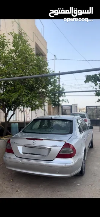 مارسيدس E240