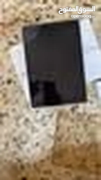 ايباد الجيل التاسع(64GB) Ipad 9 بحالة الوكالة #المساحة : 64 #السعر: ..¿ #اللون :